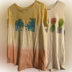 2 Old Navy Everywhere Women’s XL T-Shirts –Tie-Dye Palm Trees & Pineapple Print